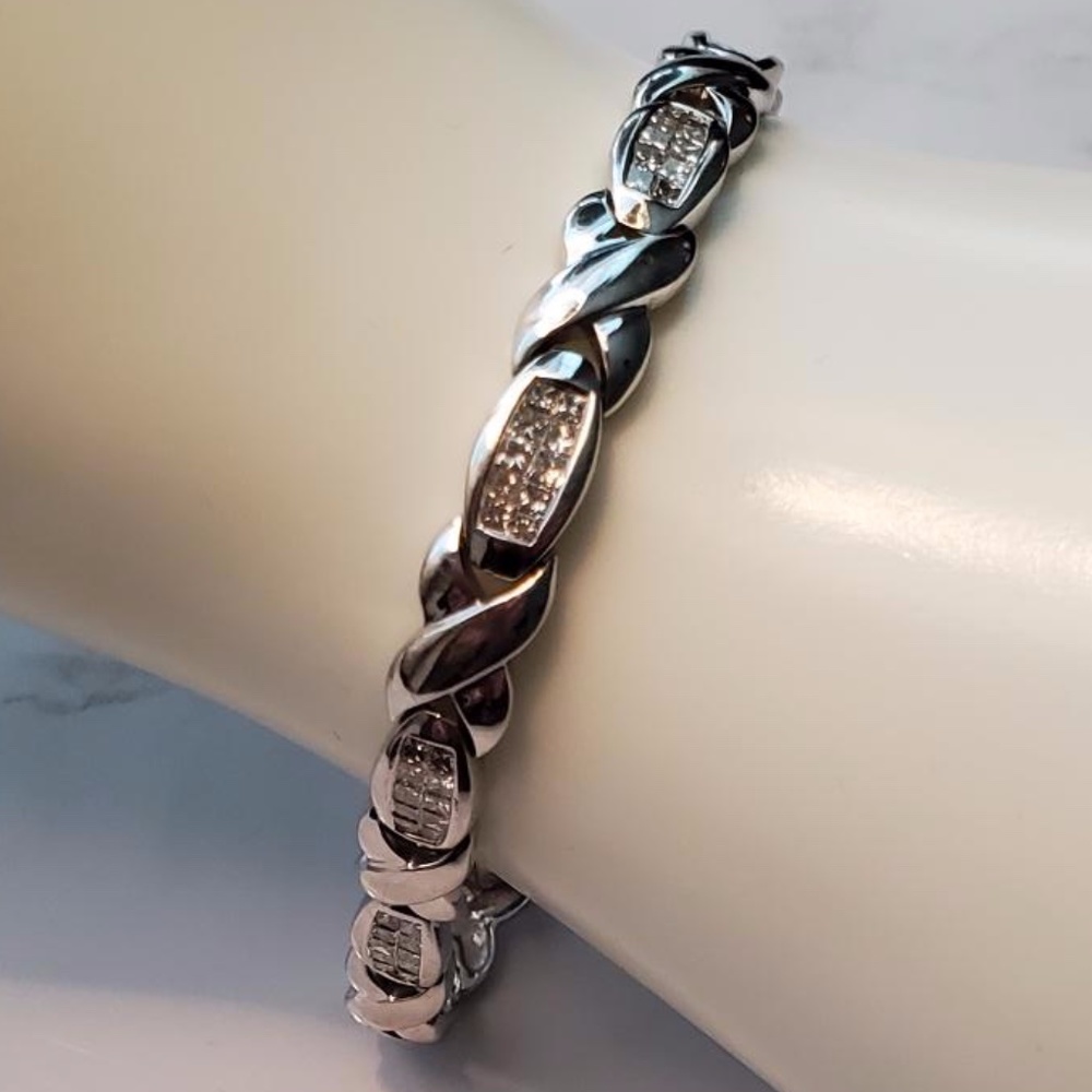 2.25 ct DIAMOND / 14Kt WHITE GOLD BRACELET